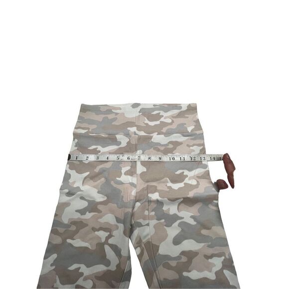 Wild Fable Bike  Camo Shorts Sz S NWT - Picture 5 of 8